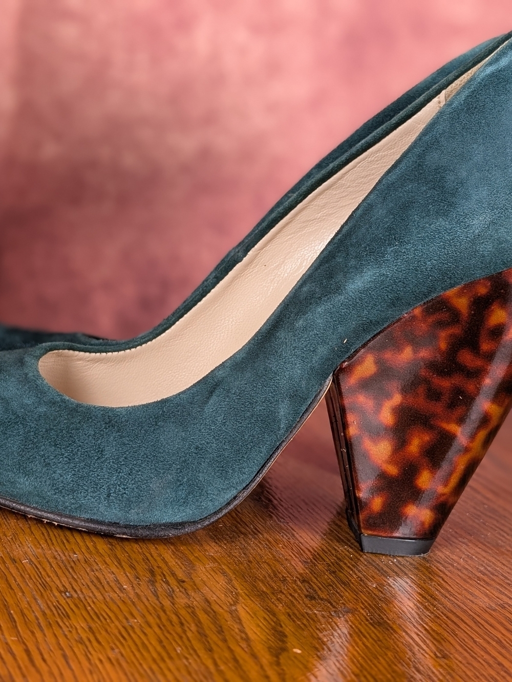Ramon Tenza Teal Suede Sculptural Heel Pumps | Tortoise Lucite Heels | EU 40 (9) - Picture 7 of 15